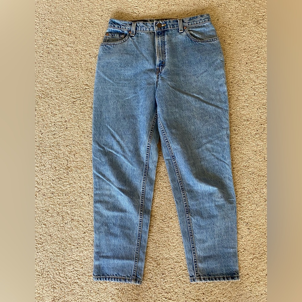 Levi Relaxed Fit Tapered Leg